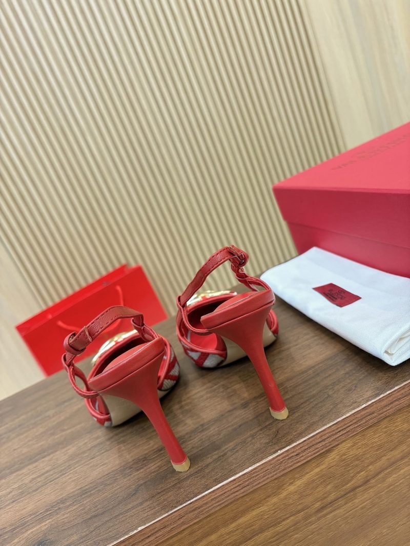 Va1e*ntin0 heeled shoes